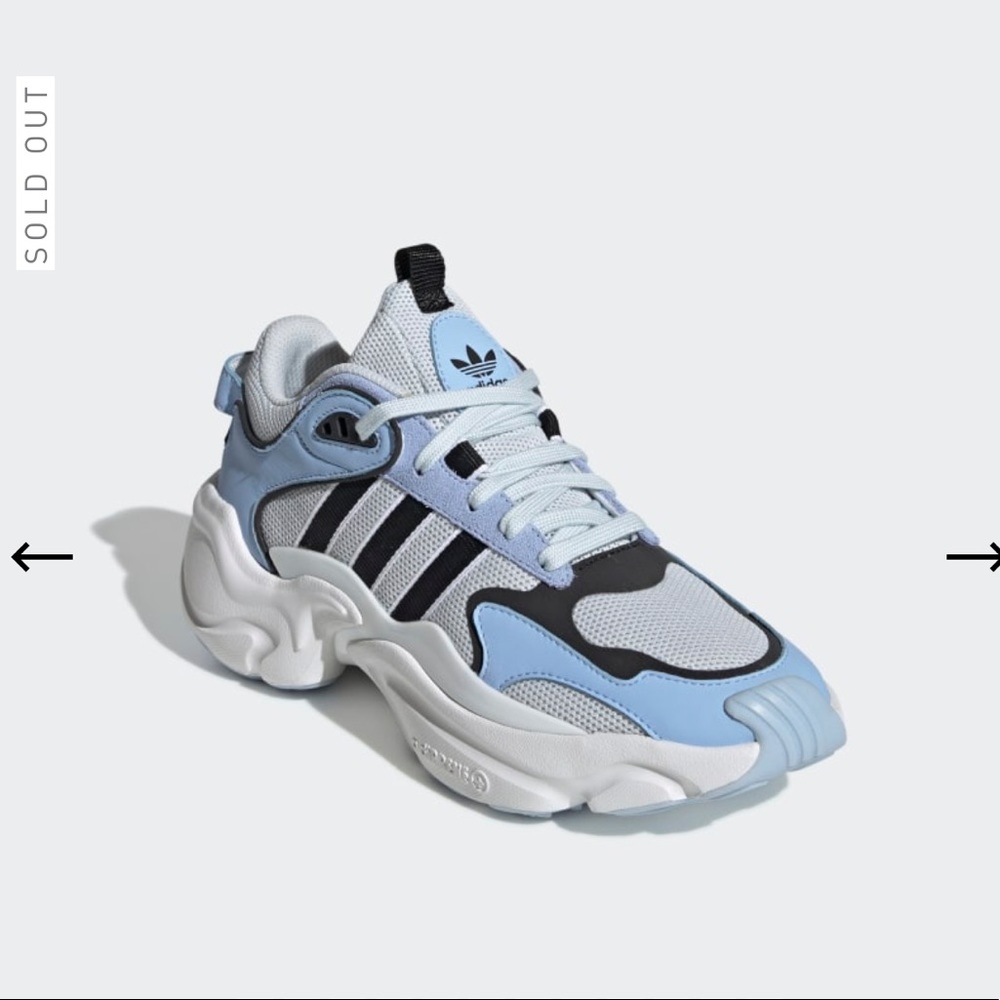 Adidas Magmur Runner Women’s - Picture 3 of 5